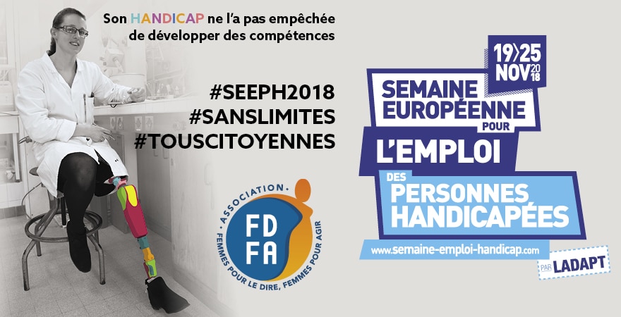 affiche avec une jeune femme devant son ordinateur et prothèse colorée